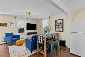 Cozy Cape in Smithfield - Image 3