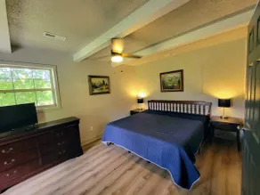 Cozy Country Home Near City - Image 4