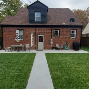 Immaculate 4 Bedroom Home Centrally Located - Image 2