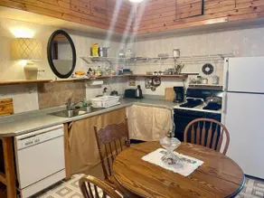 Twilight Suite with fenced in dog yard - Image 4