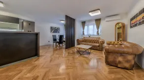 President Apartment with Sauna - Image 4