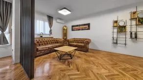 President Apartment with Sauna - Image 2