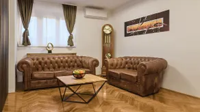 President Apartment with Sauna - Image 3