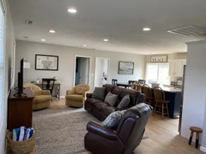 Wine Trail, Cozy Cabin plus hot tub - Image 3
