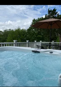 Wine Trail, Cozy Cabin plus hot tub - Image 2