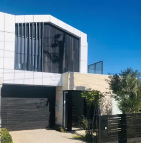 'Torquas' Beach Retreat, prime location - Image 4