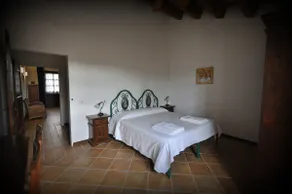 2-bed apartment in Agriturismo - Image 5
