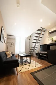 Modern 3 rooms, 50 m2. - Image 2