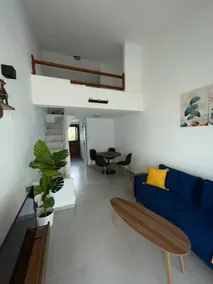Sea View Loft - Image 4