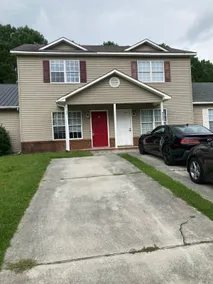 Luxury Townhome Jacksonville, NC - Image 2
