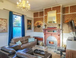 Elroma · grand 1910 house, fireplace/spa bath/view - Image 2