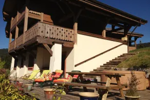 Luxury Family Ski Chalet - Jacuzzi BBQ - Near Lake Golf - Multipass access 60 Summer activities - Sleep 10 - Image 4