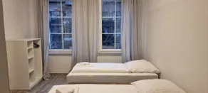 Tolstov House - 5 Room House with Terrace - 35 Min to Messe DUS - Image 4