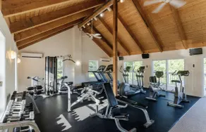 Summer Retreats with Fall Leafs Private Resort - Image 4