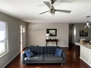 Mid Century Modern on Lincoln - Image 3