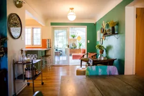 White Oak Hillside Oasis - Image 3