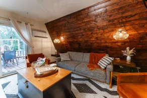 Oasis, NEW Hot Tub, Fire-pit lounge and Coffee Bar - Image 5
