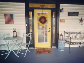 Yellow Door off Main - Walk to Downtown Dallas, GA - Image 2