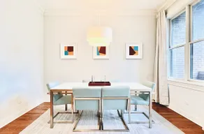 Spacious Downtown 3BR with Free Parking - Image 2