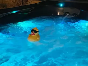 Let’s get Cozy w Hot Tub! - Image 2