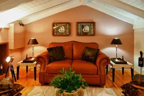 Acropolis Luxury House - Image 4