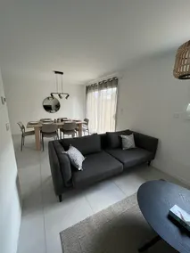 Modern house in Saint-Genis-Laval (house no. 2) - Image 2