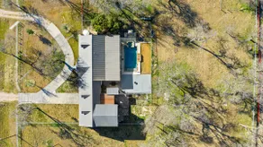 Farmhouse Retreat|HOT TUB |Spanishpool, Basketball - Image 4