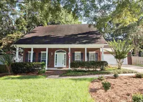 Charming Luxury Family Home - Image 3