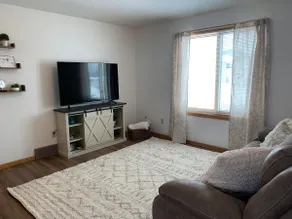 Townhouse in Vermillion close to USD - Image 4