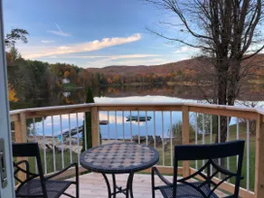 Your own private lake + beach, boats & game room! - Image 5