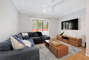 Pet friendly Hamptons luxury short walk to beach - Image 4