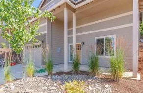 West Hills Getaway - prime location, amazing views - Image 2