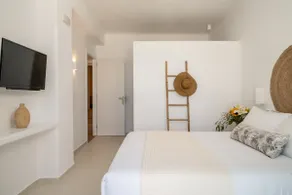 Mardanza Deluxe Private Villa with Pool - Image 2