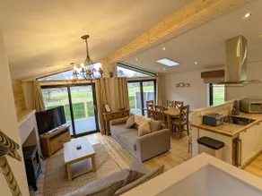 Premium Lodge | Lake Access | Helvellyn Base - Image 2