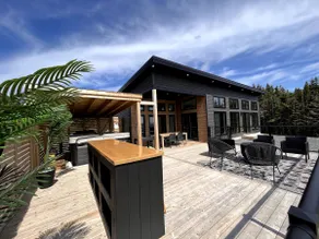 Northern Bay Beach House - Image 3
