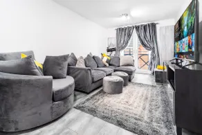 Middle Meadow 2 bedroom Modern Apartment Sleeps 3 Contractors Families - Image 5