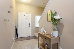 Cozy townhome near downtown Tampa/Busch Gardens - Image 3