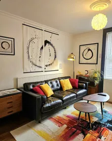 No.2 Boutique Art Townhouse  - Image 3