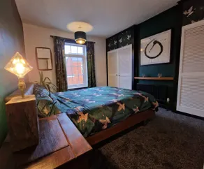 No.2 Boutique Art Townhouse  - Image 4