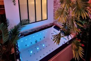 Jungle Love with Balneo Spa, 10 minutes from Disneyland - Image 2