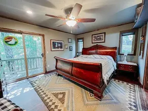 Pearl's Hideaway -Cadron Creek - Image 3