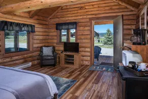 Triangle C Cabins - Image 4
