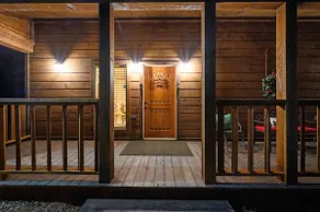 Triple Oaks Retreat · Cozy & Welcoming! - Image 5