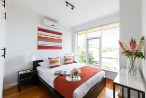 Prahran Chic & Cozy Retreat - Image 2