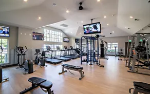 Spacious apt w/ pool & hot tub near Zilker Park - Image 3