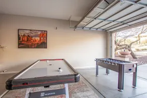 4BR Mountainside Oasis - Spa & Pool Heat Available - Image 4