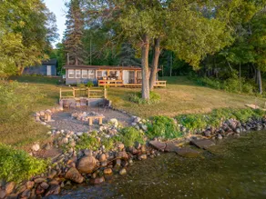 Honey Hole Lodge - Image 3
