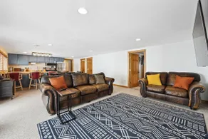 Honey Hole Lodge - Image 5