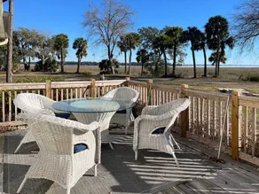 Augie's Waterfront Getaway - Image 3