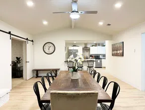 Big & Beautiful 5BR | Ping Pong • Hot Tub • Games - Image 3